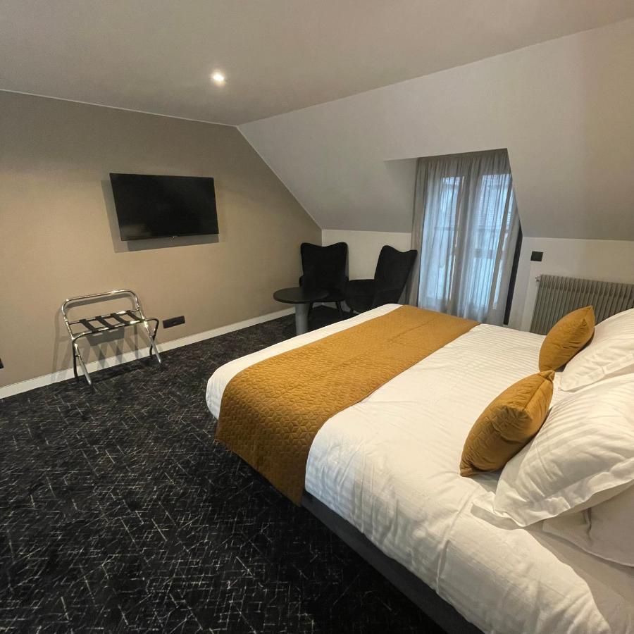 Le Sainte Jeanne Hotel Cormeilles-en-Vexin Exterior photo