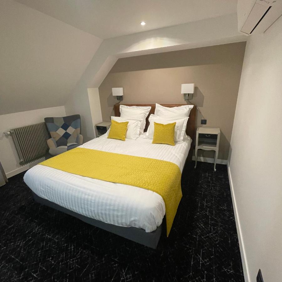 Le Sainte Jeanne Hotel Cormeilles-en-Vexin Exterior photo